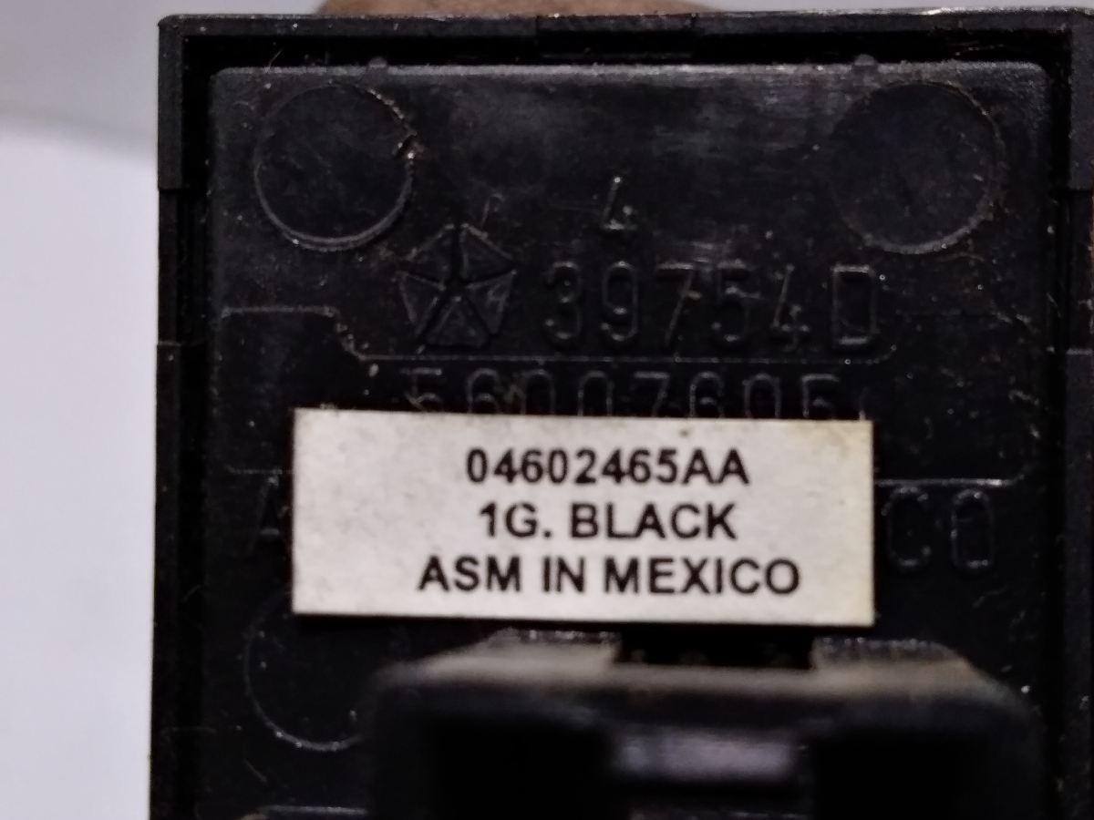 PULSANTE ALZAVETRO DX CRYSLER SEBRING 04602465AA<br /><br /><br />