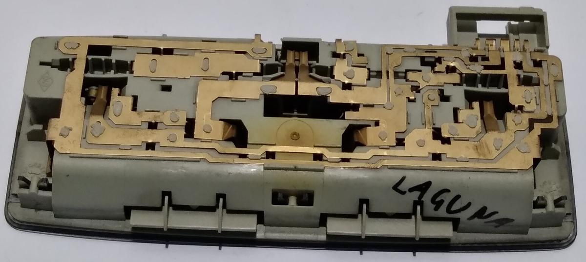 LUCE INTERNA  RENAULT LAGUNA 2000 8200033829<br /><br /><br />