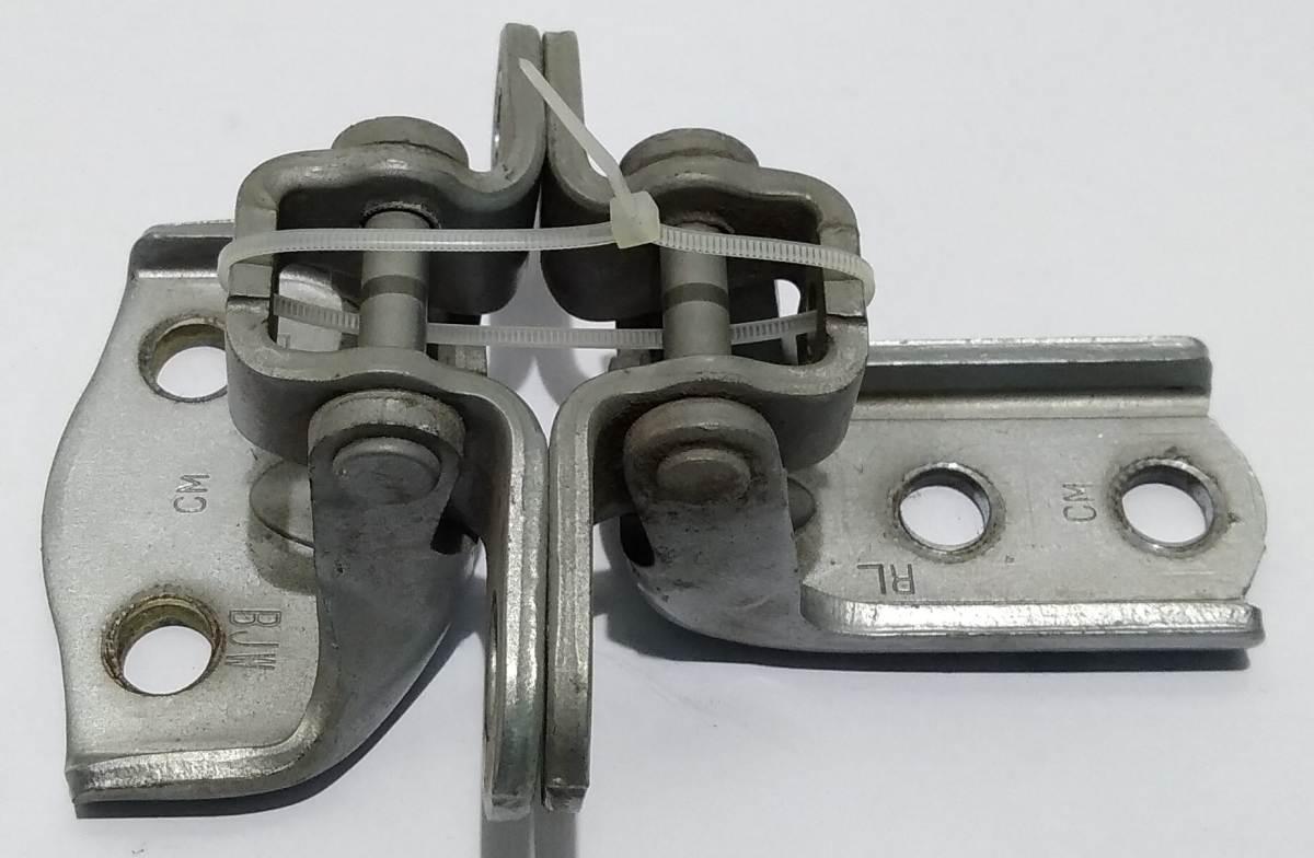 CERNIERA PORTIERA POST SX HYUNDAI SANTA FE 793102B010'<br /><br /><br />