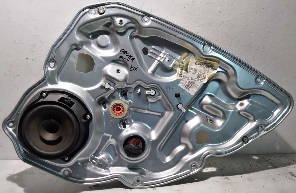 PANNELLO ALZAVETRO POST DX FIAT CROMA 2005/10 71740202<br /><br /><br />