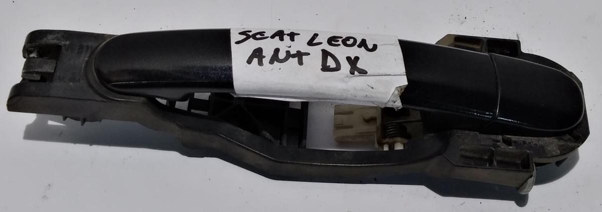 MANIGLIA  ANT DX  SEAT LEON 2005-12 3B0837207GGRU'<br />