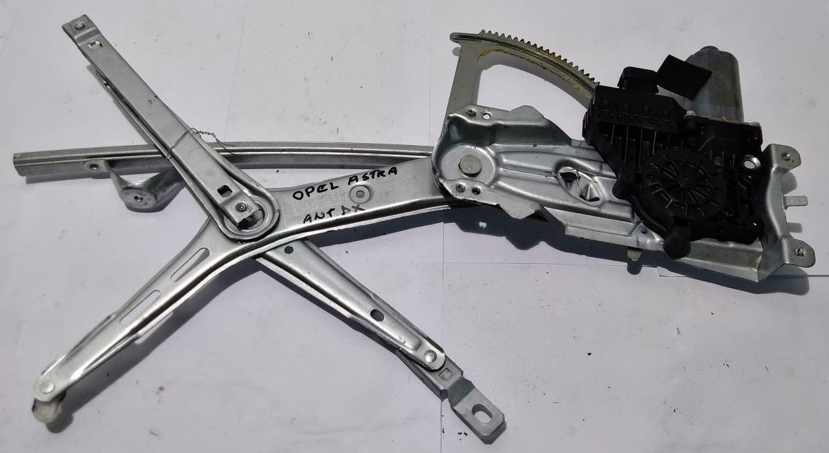 ALZAVETRO ANT DX OPEL ASTRA  A330013100418<br />