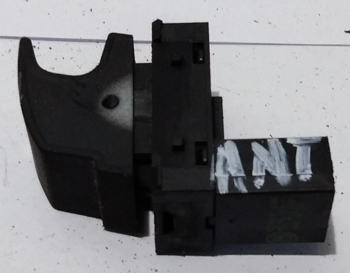 PULSANTE ALZACRISTALLO ANT DX SEAT LEON 2005/12 1F0959855REH<br />