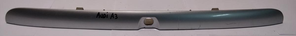 MANIGLIA PORTELLONE POST. AUDI A3 1' SERIE 8D9827576BGRU<br /><br /><br /><br />