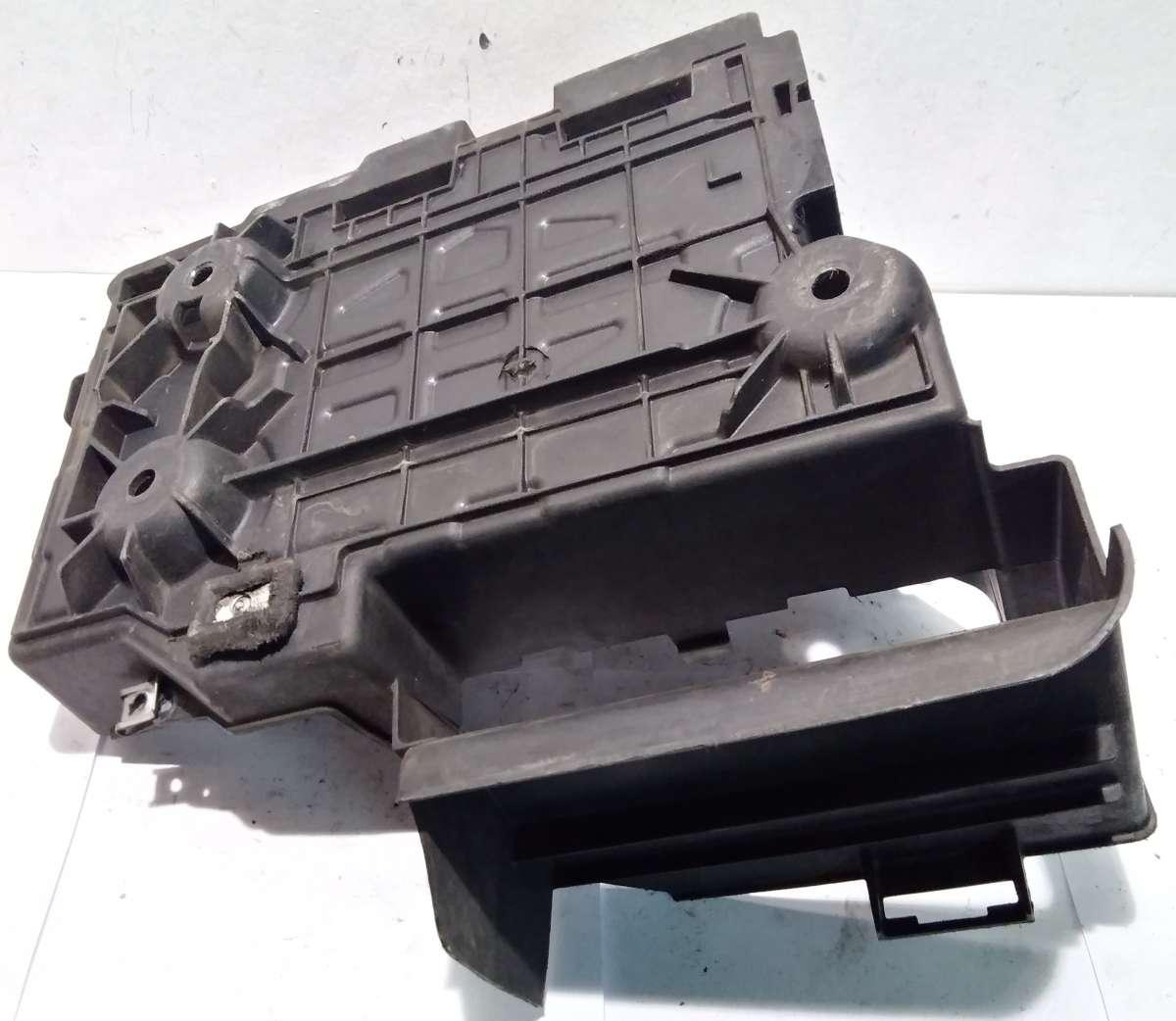 PORTA BATTERIA RENAULT LAGUNA 2000/03 8200023140<br />