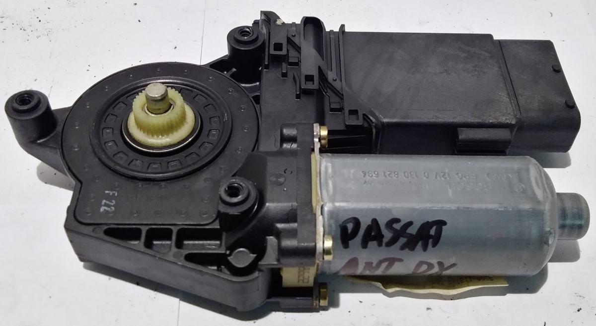 MOTORINO ALZACRISTALLO ANT DX VOLKSWAGEN PASSAT 1C1959802001<br />
