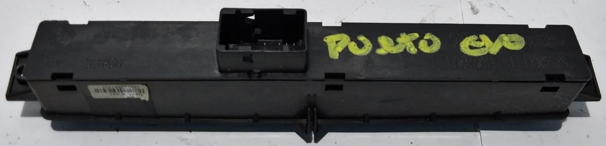 PULSANTIERA LUCI DI EMERGENZA FIAT GRANDE PUNTO 735446472<br />