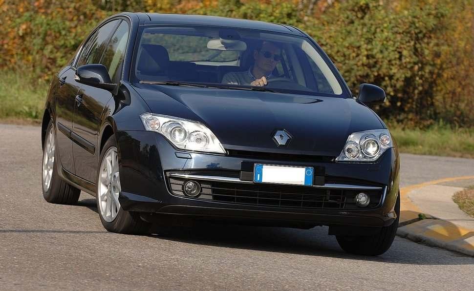 CAPPELLIERA  RENAULT LAGUNA 2007 SW 799220003R<br />