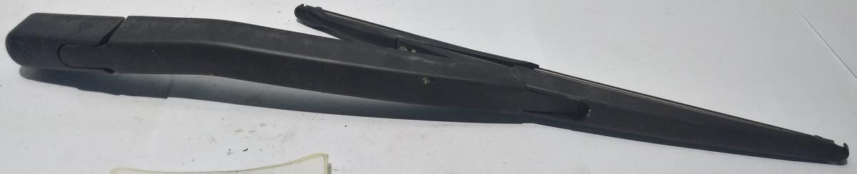 BRACCIO TERGICRISTALLO POST FIAT GRANDE PUNTO 1.4 BZ 55701469<br />