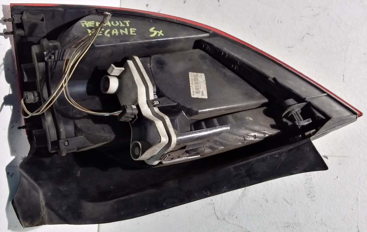 FANALE SX RENAULT MEGANE 2005 820073236<br />