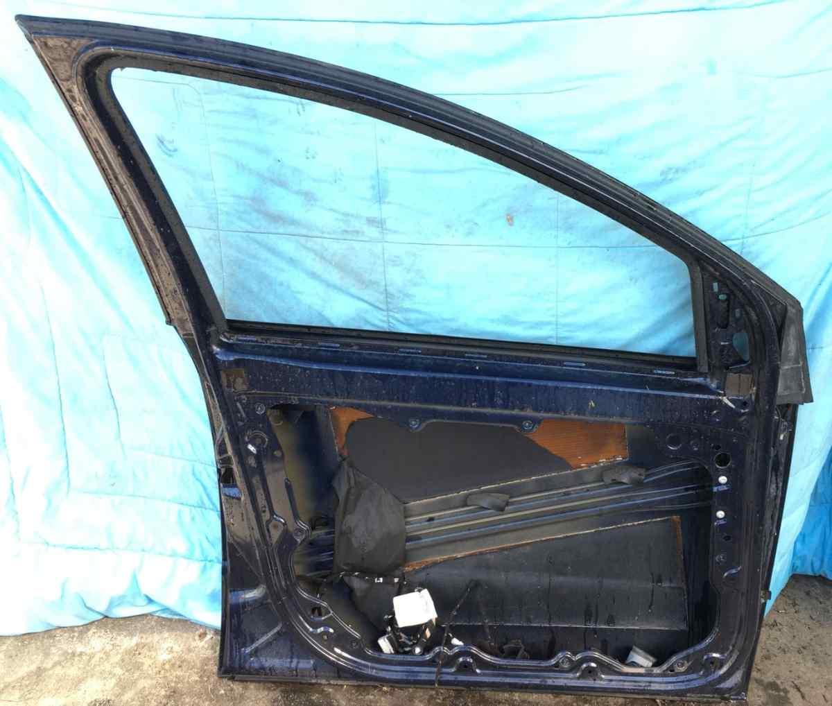 PORTIERA ANT DX FIAT CROMA 2005/10 51729672<br /><br /><br />