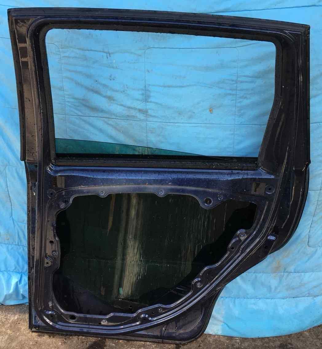 PORTIERA POST DX FIAT CROMA 2005/10 51729668<br /><br /><br />
