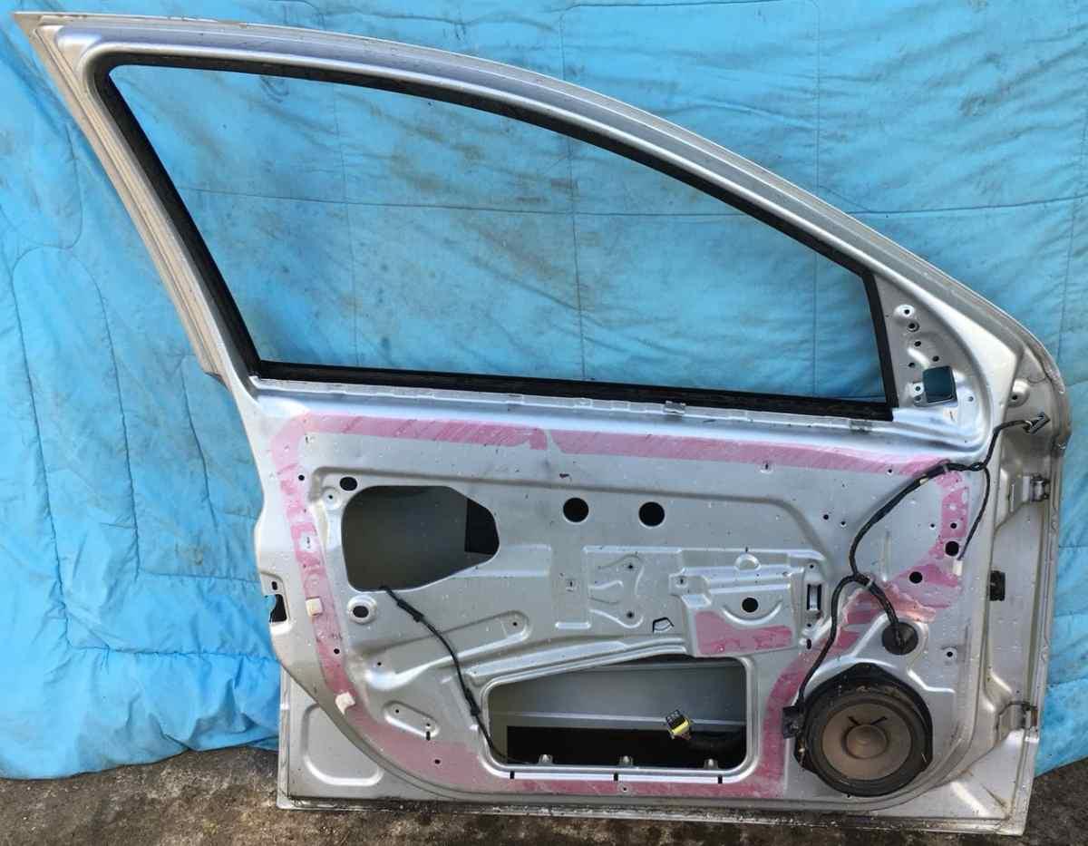 PORTIERA ANT SX OPEL ASTRA H 2005 13162874<br /><br /><br />