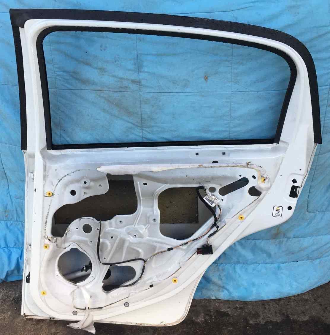 PORTIERA POST DX GRANDE PUNTO 2005/10 51888069<br /><br /><br /><br />