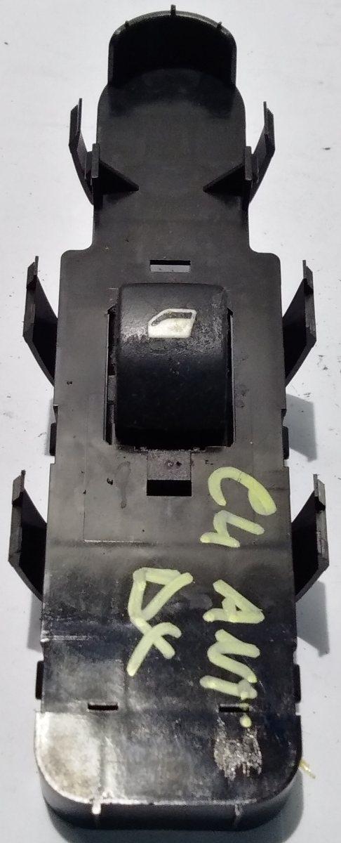 PULSANTE ALZAVETRO ANT DX CITROEN C4 1.6 HDI 2007 9651465677<br /><br />