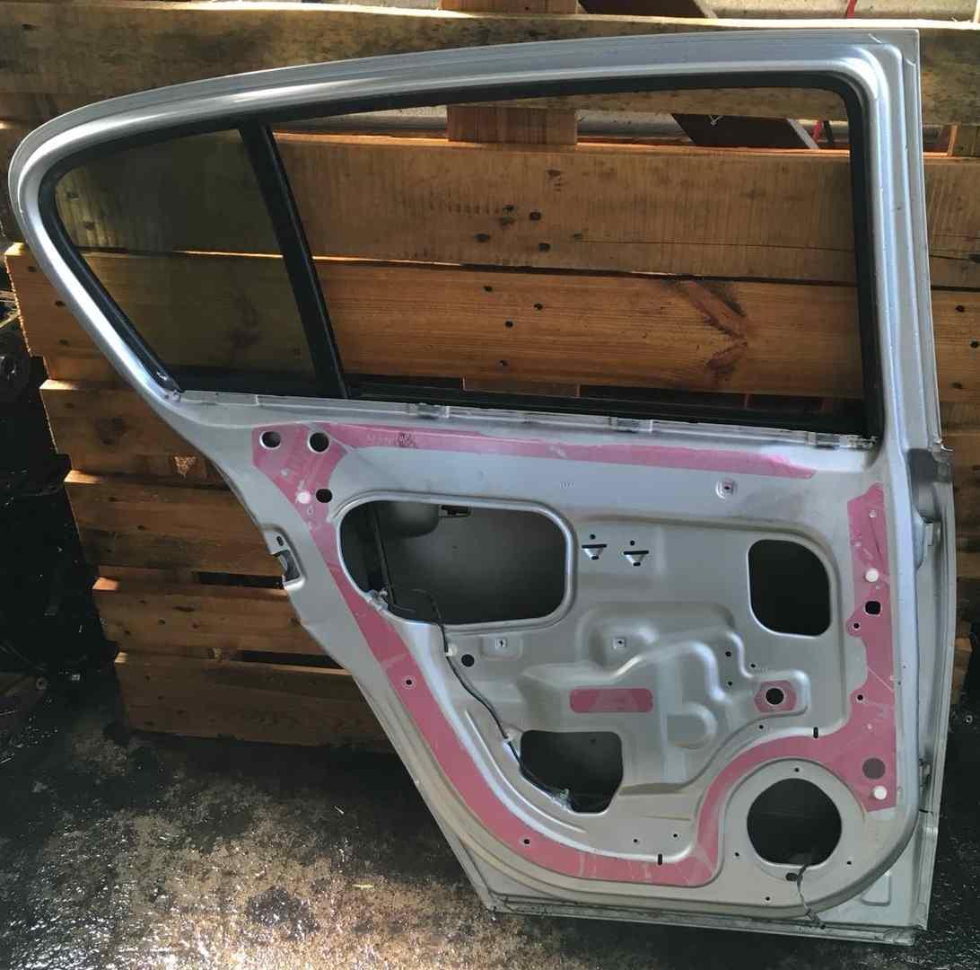 PORTIERA POST SX OPEL ASTRA H 2005 13162876<br />