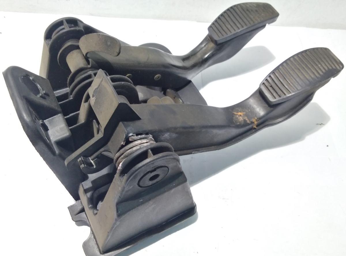 PEDALIERA FIAT PANDA 1.3 MJT 2005 71732960<br /><br /><br />