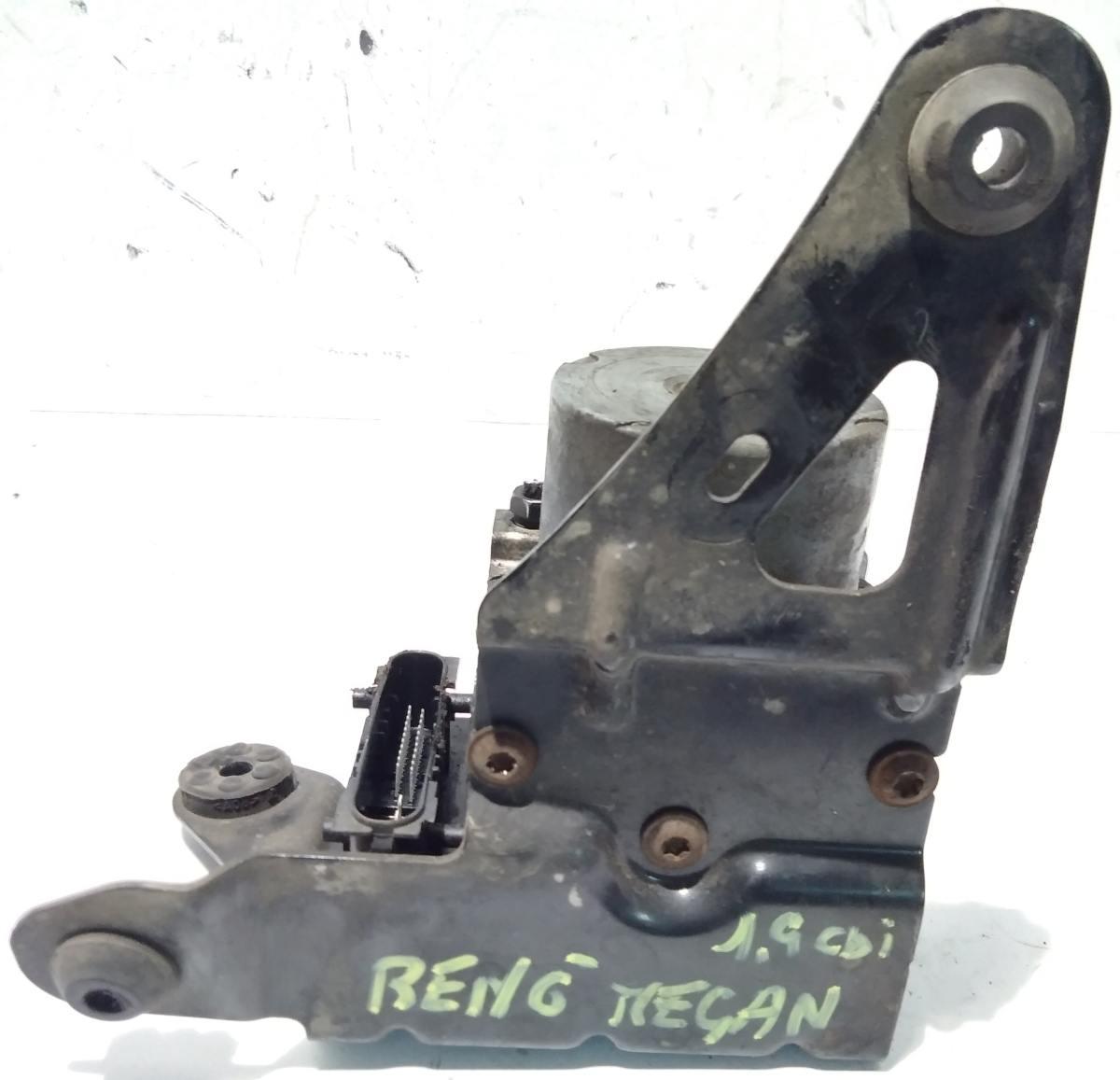 CENTRALINA ABS RENAULT MEGANE 1.9 CDI 2005 8200038695<br /><br /><br />