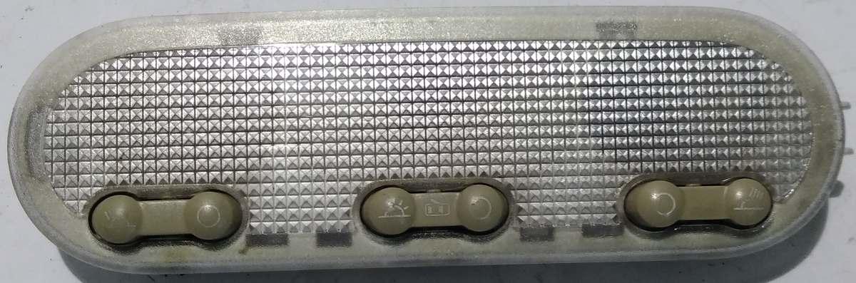 PLAFONIERA  NISSAN NOTE 1.5 DCI 2005 8200073234<br /><br /><br /><br />