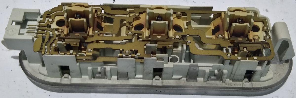 PLAFONIERA  NISSAN NOTE 1.5 DCI 2005 8200073234<br /><br /><br /><br />