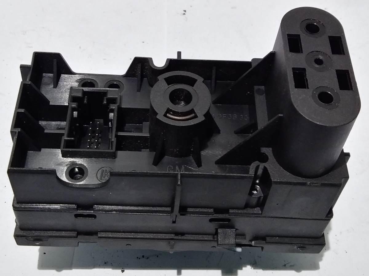 COMANDI LUCI  OPEL ASTRA H 1.4 BZ  2005 13100136<br /><br />