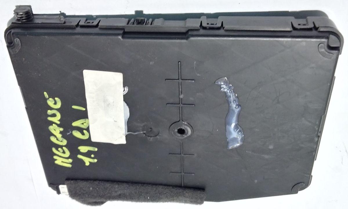 BODY COMPUTER RENAULT MEGANE 2005 1.9 CDI 8200306435<br />