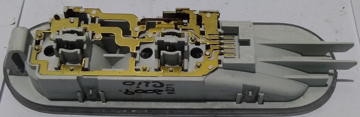 PLAFONIERA INTERNA RENAULT CLIO 2010 8200073234<br />