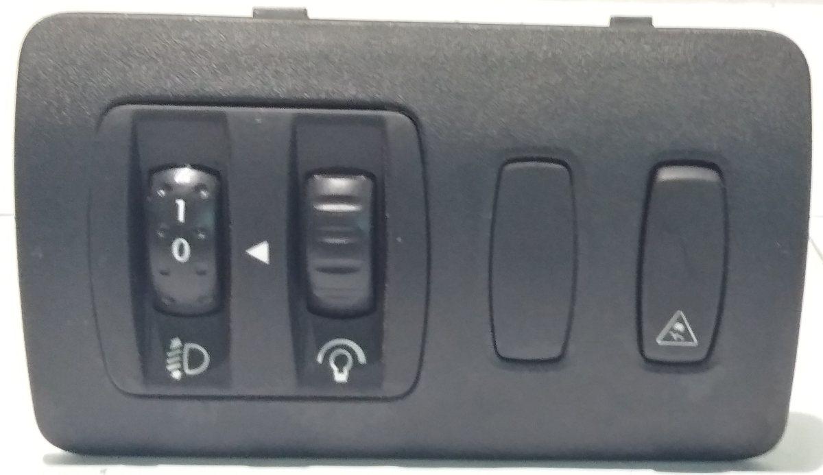 INTERRUTTORE REGOLAZIONE FARI RENAULT CLIO 2010 8200379685<br />