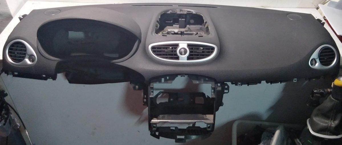 KIT AIRBAG RENAULT CLIO 2010 8200884275<br /><br /><br /><br />