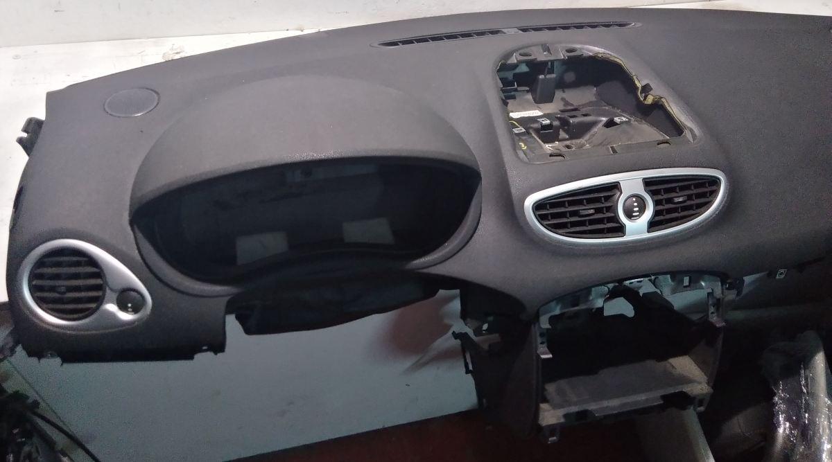 KIT AIRBAG RENAULT CLIO 2010 8200884275<br /><br /><br /><br />