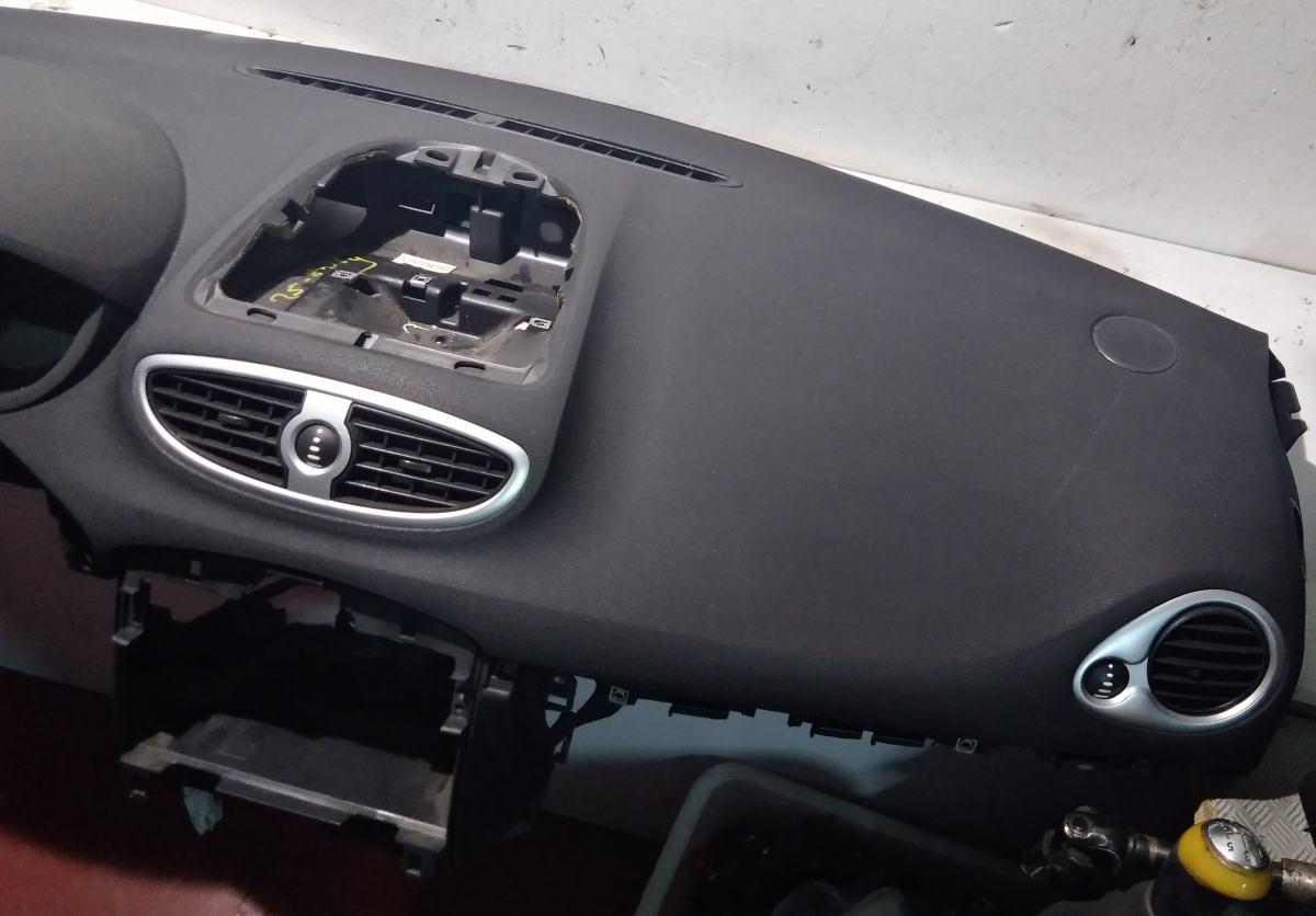 KIT AIRBAG RENAULT CLIO 2010 8200884275<br /><br /><br /><br />