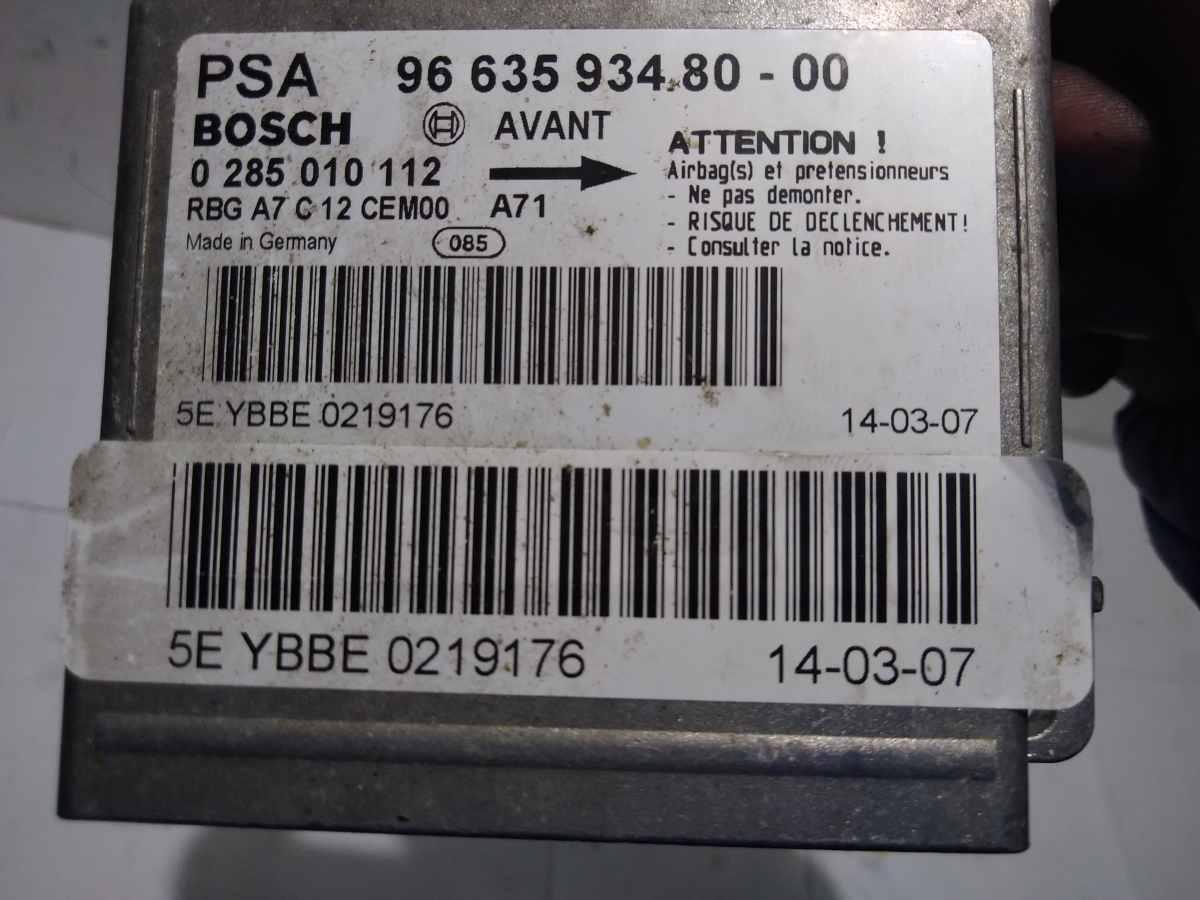 CENTRALINA  AIRBAG PEUGEOT 207 1.6 HDI 0285010112<br /><br /> <br /><br />