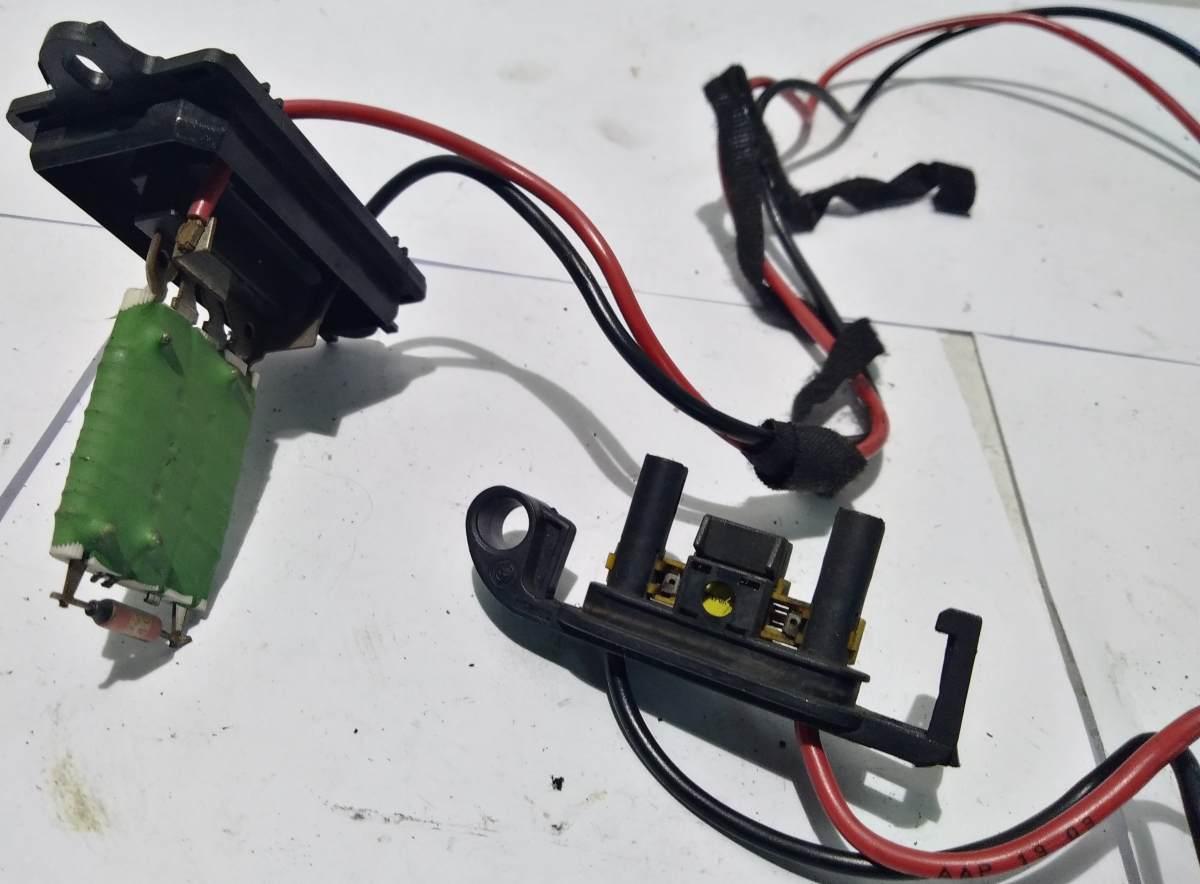 RESISTENZA STUFA RENAULT CLIO 2010 2R6K1R0KR42K<br /><br /><br />