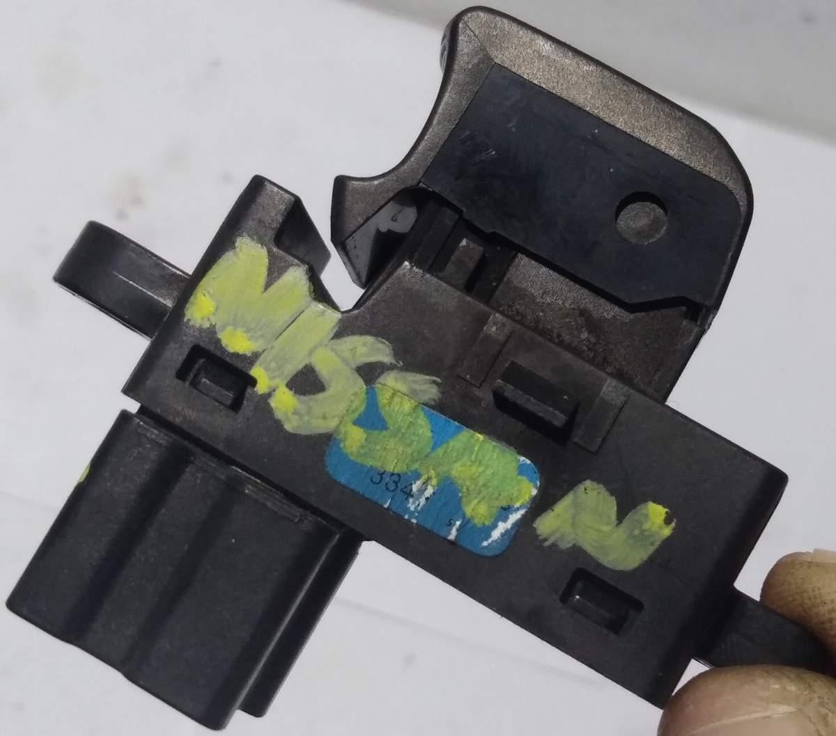 PULSANTE ALZAVETRO NISSAN NOTE 1.5 DCI E12<br />