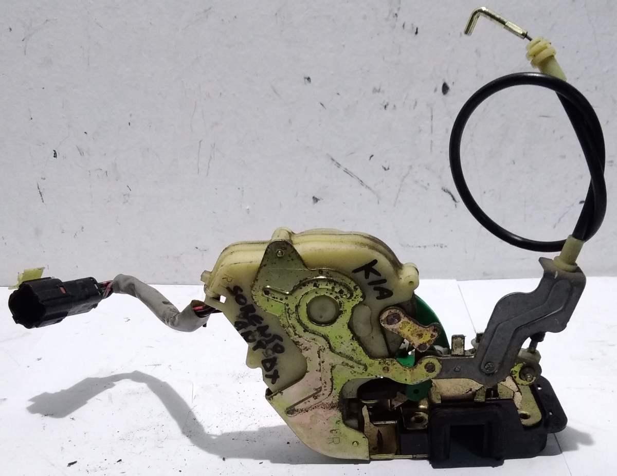 CHIUSURA PORTIERA ANT DX KIA SORENTO 2007 813203E010<br /><br /><br />