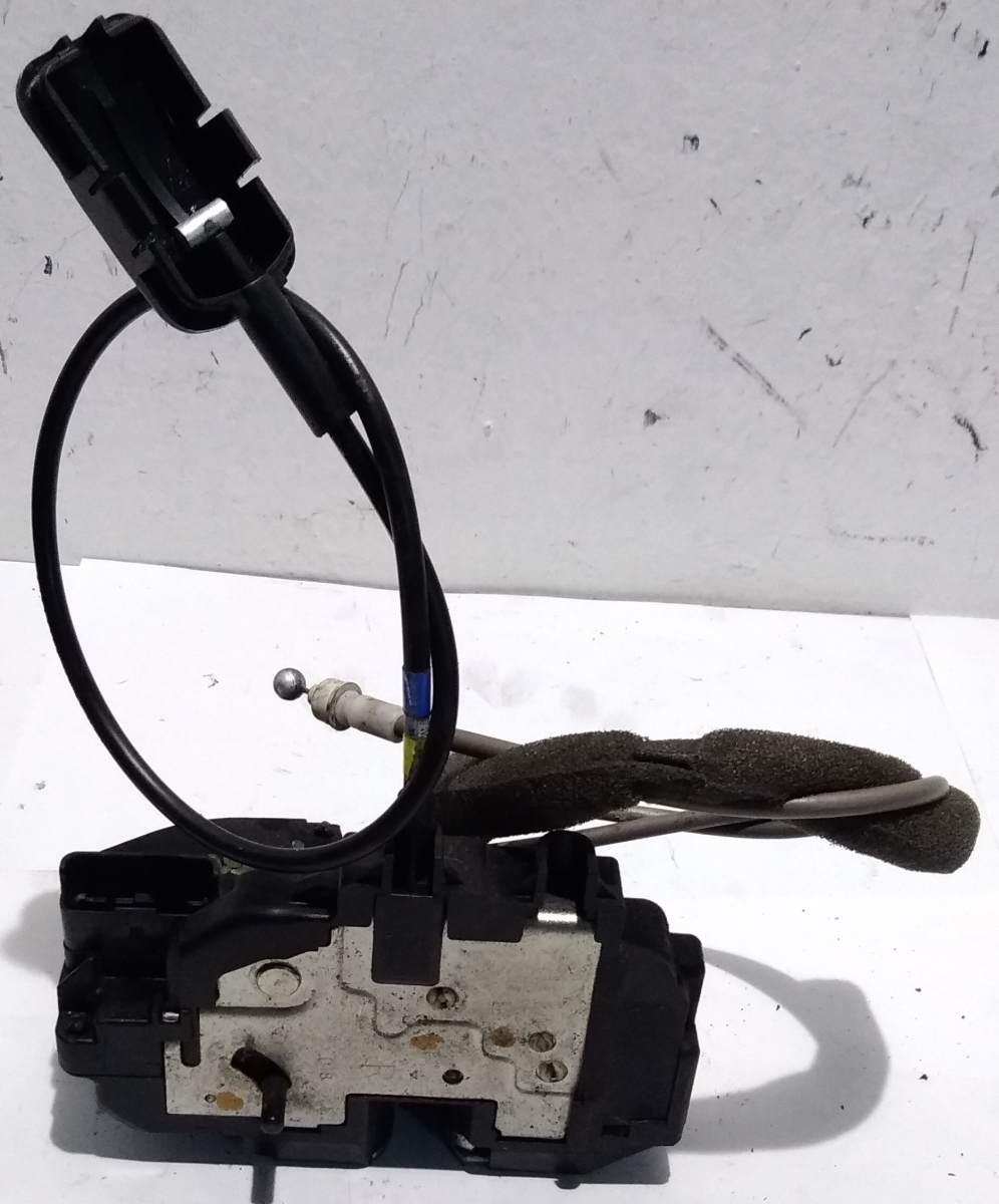 CHIUSURA PORTIERA POST DX NISSAN NOTE 2007 825009U10E<br /><br /><br />