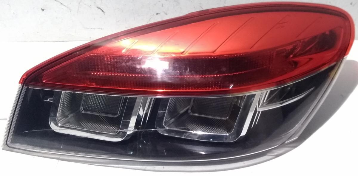 FANALE DX RENAULT MEGANE 1.5 DCI 2012  265500008R<br /><br /><br />