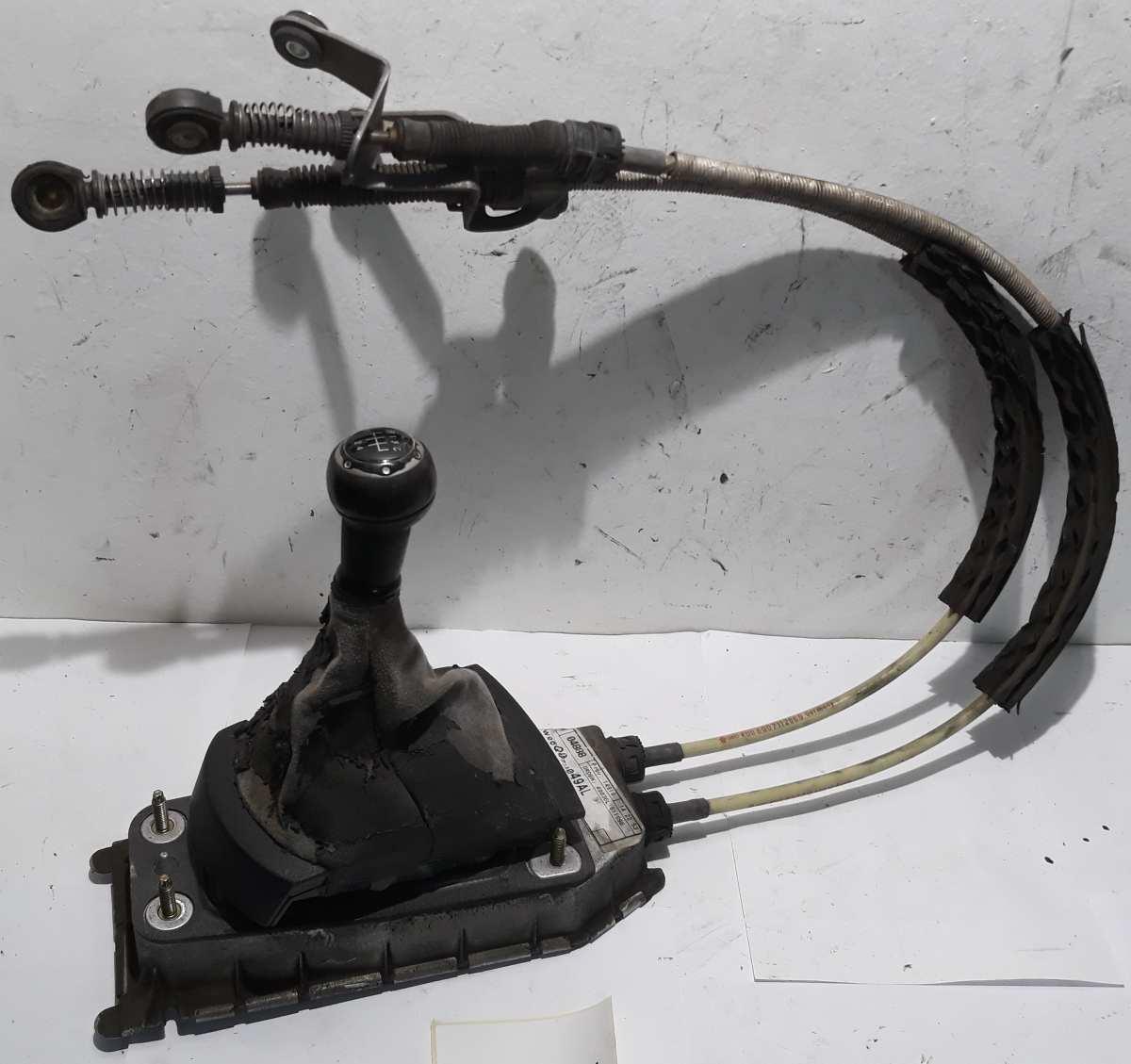 LEVA CAMBIO CON FILI SEAT IBIZA 1.4 BZ 2004 KU06Q0711266G<br /><br /><br />