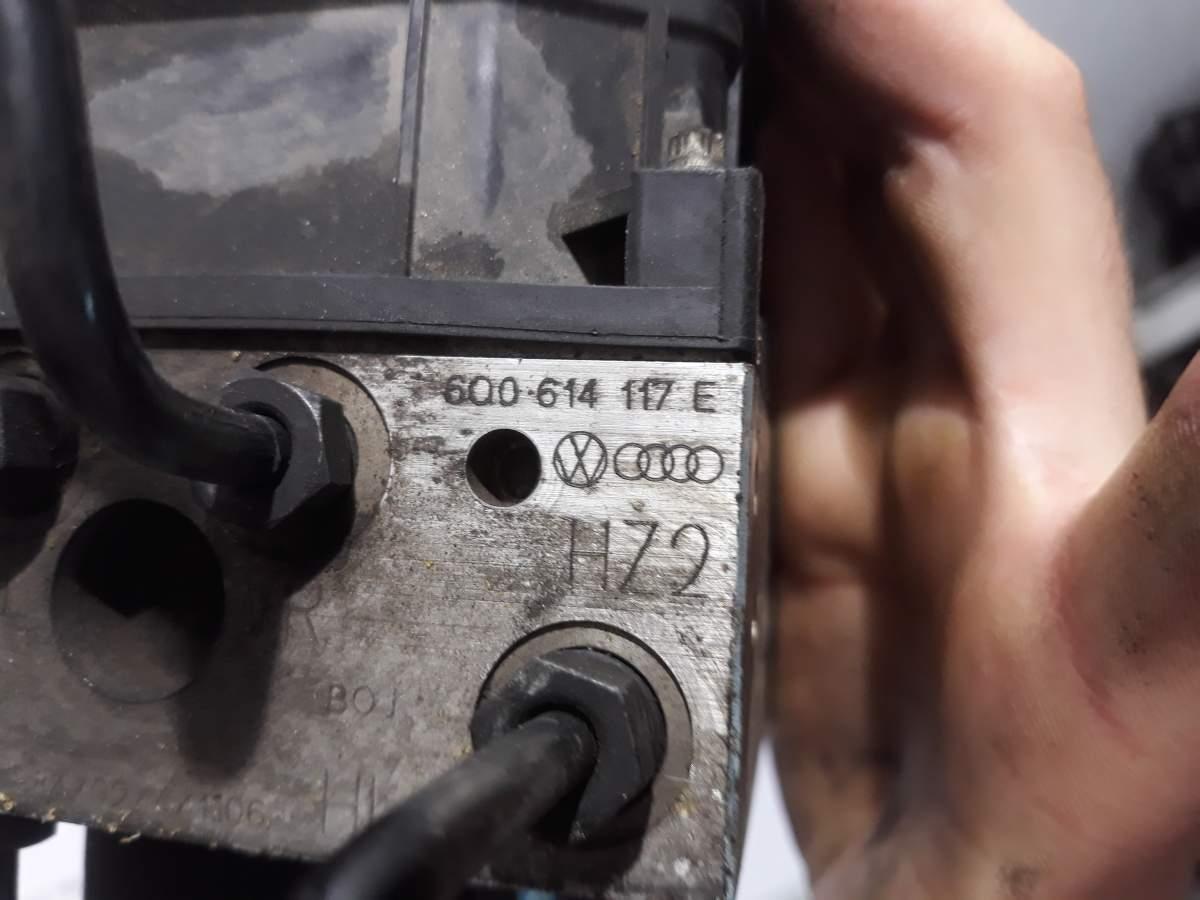 CENTRALINA  ABS SEAT IBIZA 1.4 BZ 2004 6Q0614117E<br /><br /><br /><br />