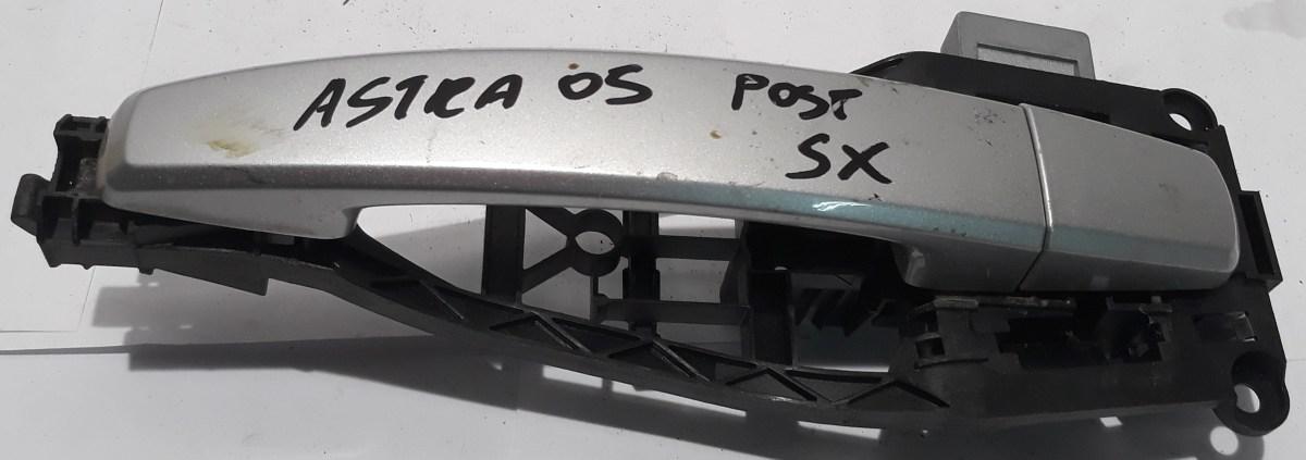 MANIGLIA PORTIERA POST SX OPEL ASTRA 2005 13142770<br /><br /><br />