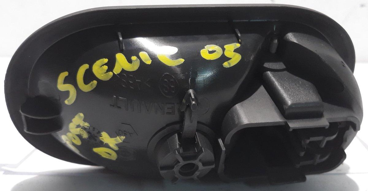 MANIGLIA INTERNA  ANT DX RENAULT SCENIC 2005 8200028486<br /><br /><br />