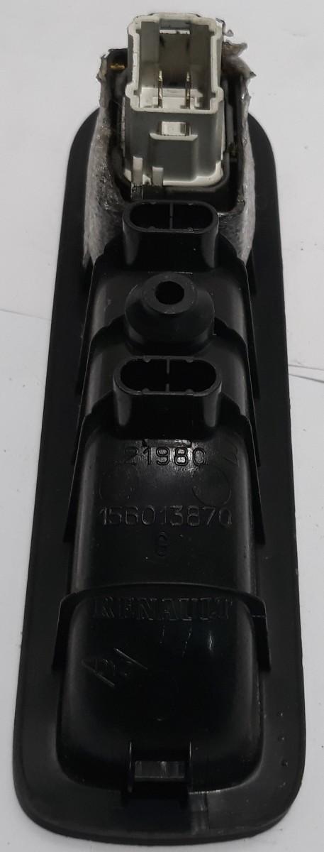 PULSANTE ALZAVETRO POST DX RENAULT SCENIC 2005 8200220507<br /><br /><br />