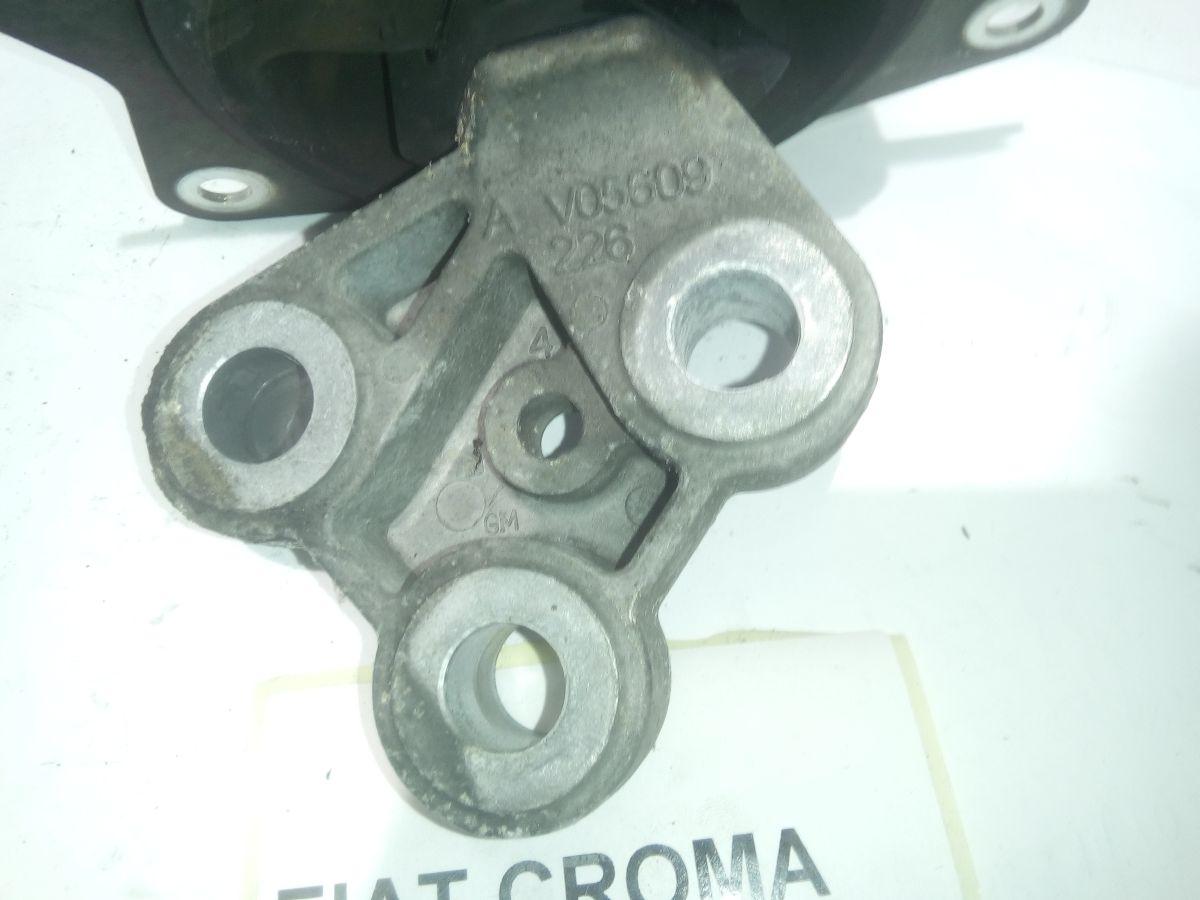 SUPPORTO MOTORE FIAT CROMA 1.9 JTD 2006 V046401505<br /><br /><br />