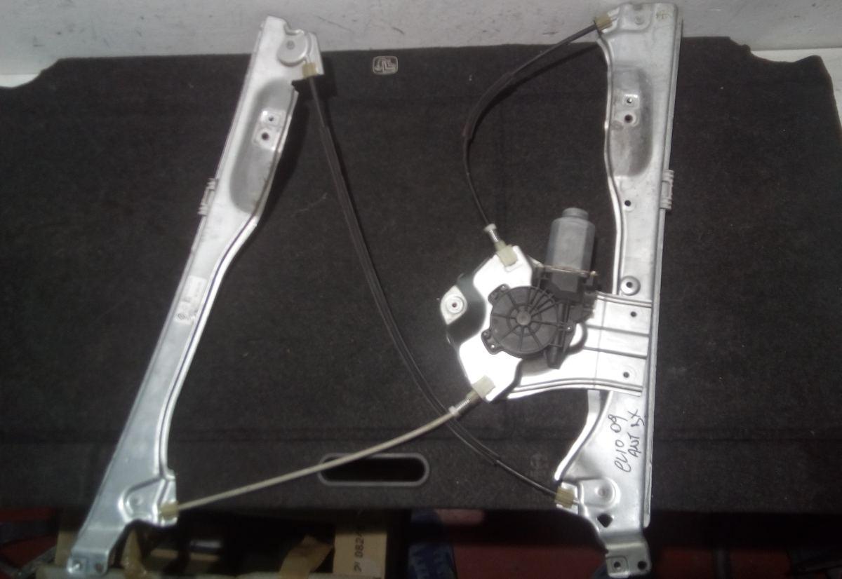 ALZAVETRO ELETTRICO  ANT DX RENAULT CLIO 2009 8200291628<br /><br /><br />