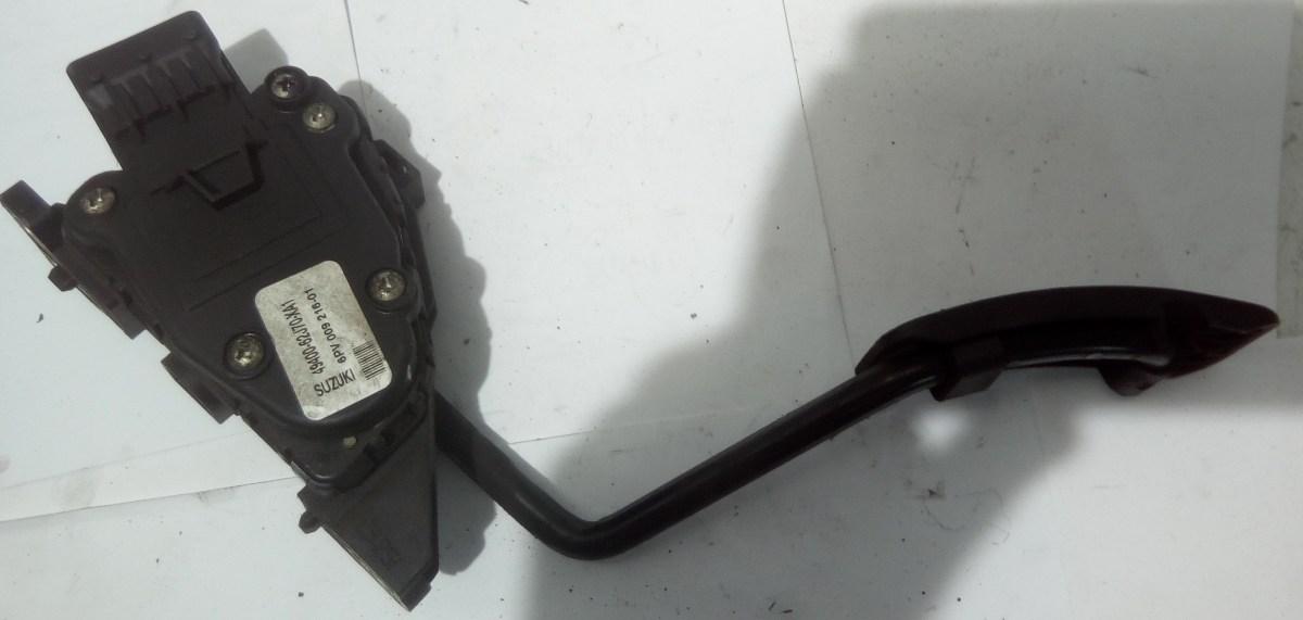 PEDALE ACELLERATORE SUZUKI SWIFT 1.3 MJD 4940062J70XA1<br /><br /><br />