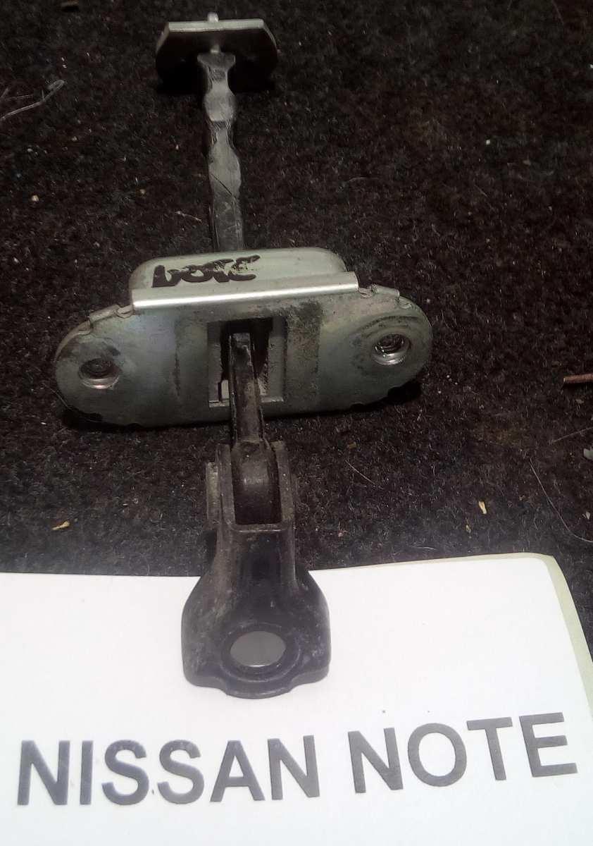 TIRANTE PORTIERA POST SX NISSAN NOTE 2005  82430CJ00A<br /><br /><br />