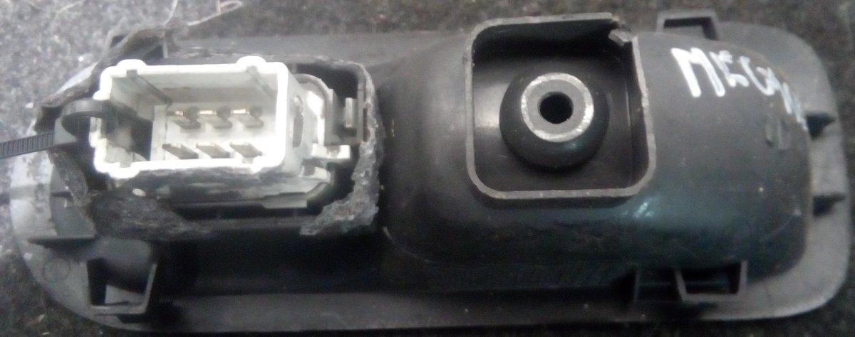 PULSANTE ALZAVETRO  POST DX RENAULT MEGANE 2005 156015540<br /><br /><br />