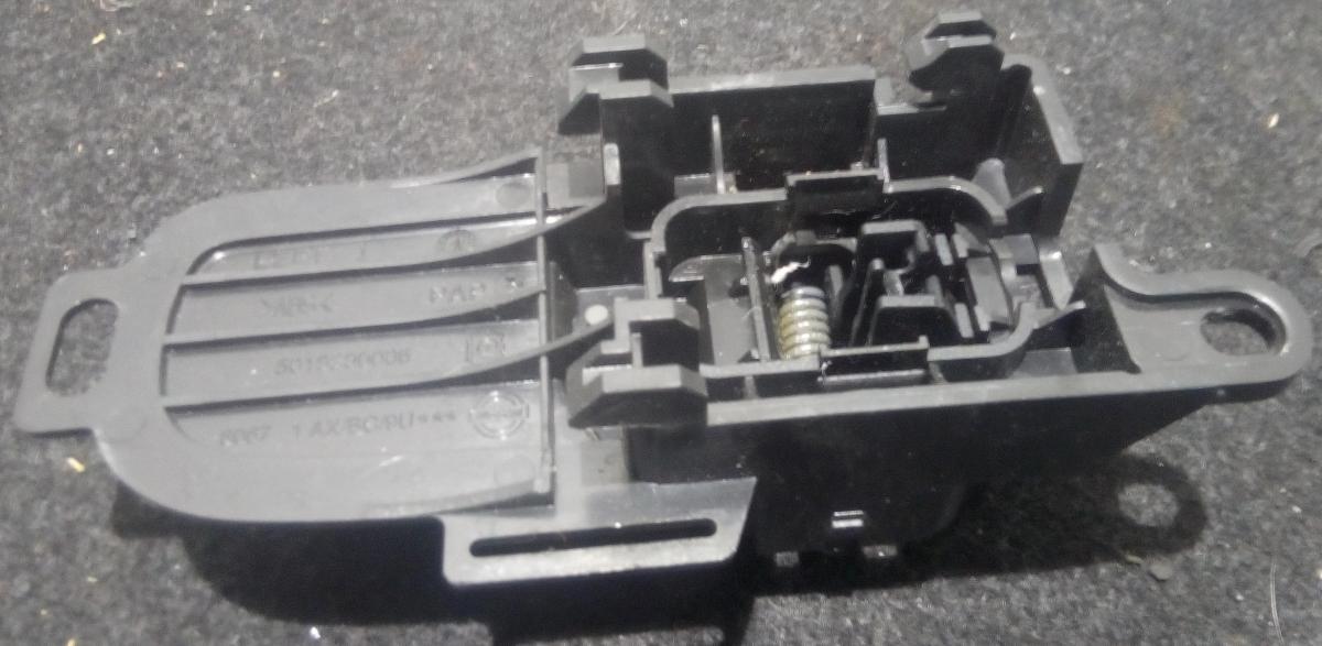 MANIGLIA INTERNA POST SX NISSAN NOTE 2006 80671AX603<br /><br /><br />