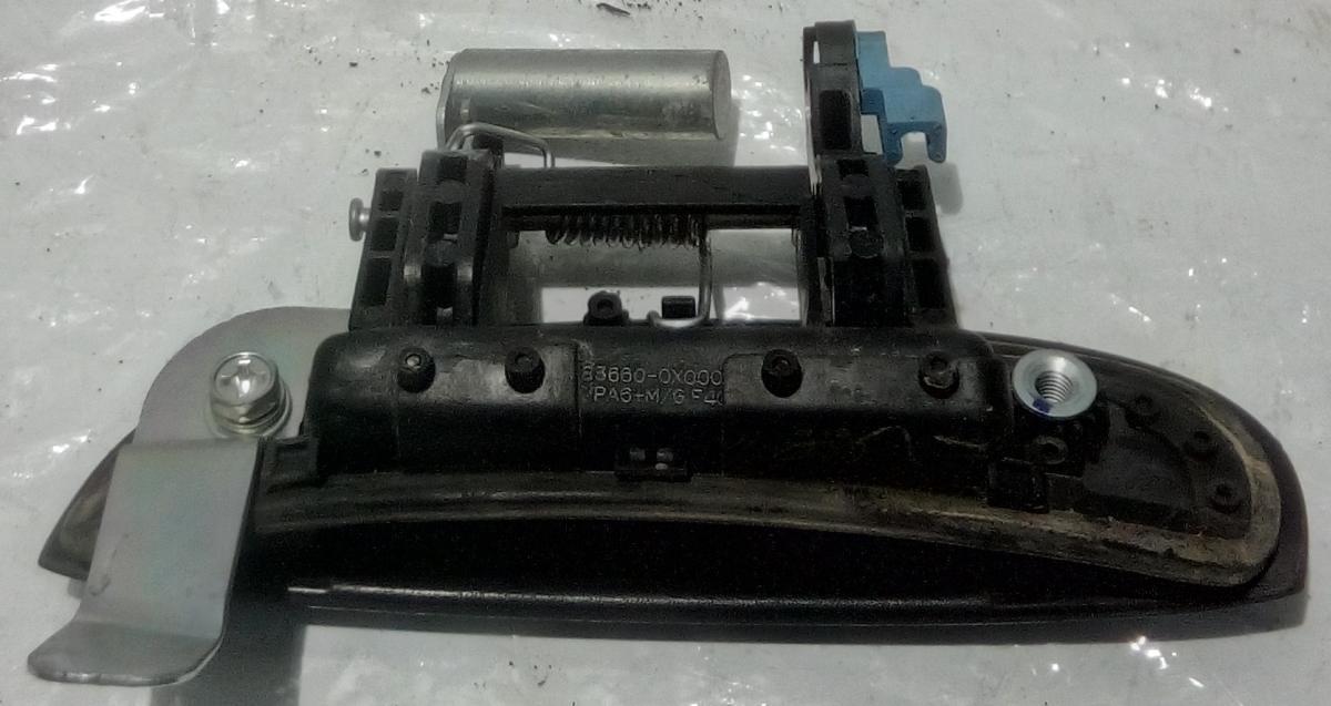 MANIGLIA PORTIERA POST DX HYUNDAI I10 836600X010CA<br /><br />