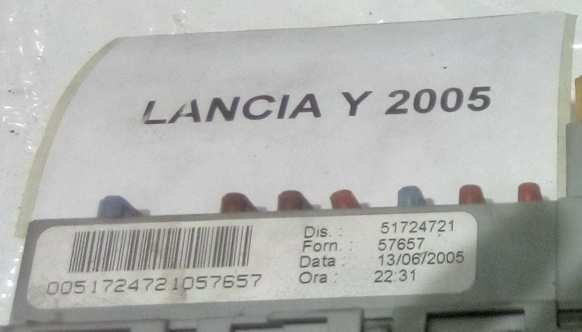 PORTAFUSIBILI LANCIA YPSILON 1.3 MJT 51724721<br /><br /><br />